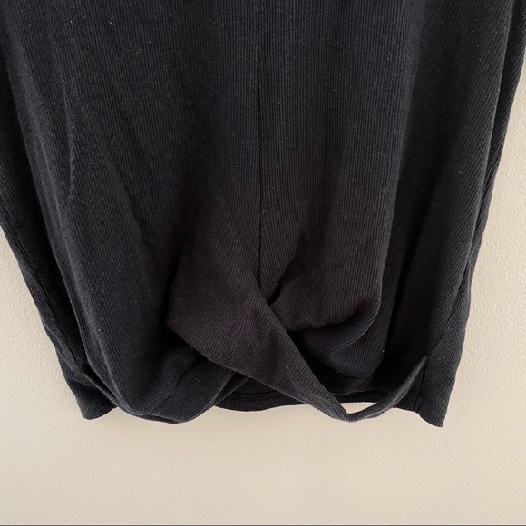 Hollister Cropped Ribbed Tie Front Black Top - Picture 2 of 4